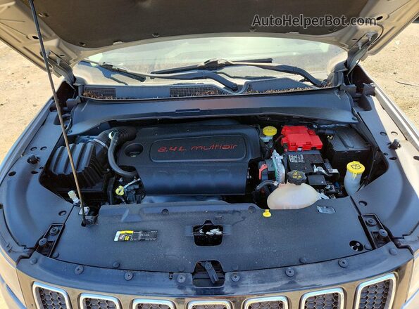 3C4NJDCBXKT753497 2019 JEEP COMPASS Gray Շարժիչի բաժամունքի տեսք