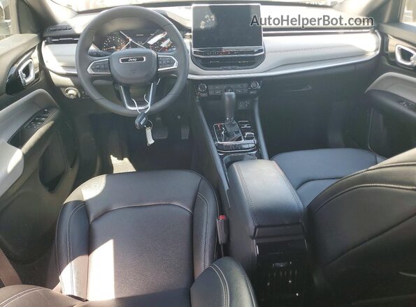 3C4NJDCN0ST619852 2025 JEEP COMPASS White წინა პანელის ხედი