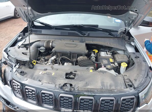 3C4NJDCN0TT184168 2026 JEEP COMPASS Silver 