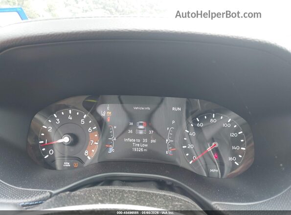 3C4NJDCN0TT184168 2026 JEEP COMPASS Silver Հետևի նստատեղերի տեսք
