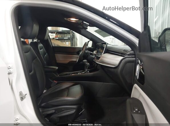 3C4NJDCN1PT567462 2023 JEEP COMPASS White Front interior view