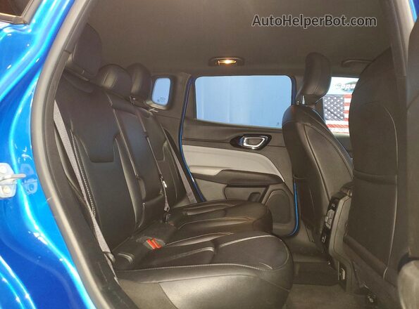 3C4NJDCN1ST510641 2025 JEEP COMPASS Blue უკანა სალონის ხედი