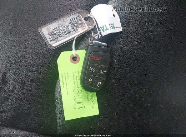 3C4NJDCN1TT188309 2026 JEEP COMPASS Белый Вид панели приборов