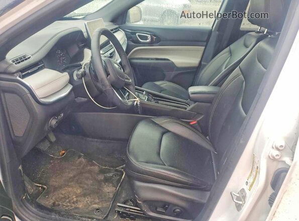 3C4NJDCN2RT129469 2024 JEEP COMPASS White Սալոնի դիմացի տեսք