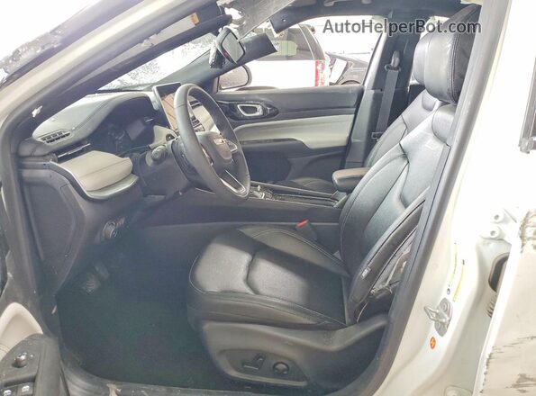 3C4NJDCN2ST584604 2025 JEEP COMPASS White Սալոնի դիմացի տեսք