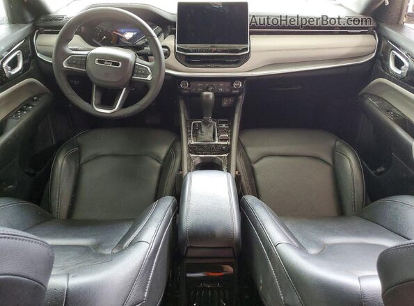 3C4NJDCN2ST584604 2025 JEEP COMPASS White Առջևի վահանակի տեսք