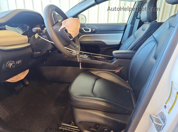 3C4NJDCN3TT234707 2026 JEEP COMPASS Белый Вид салона спереди