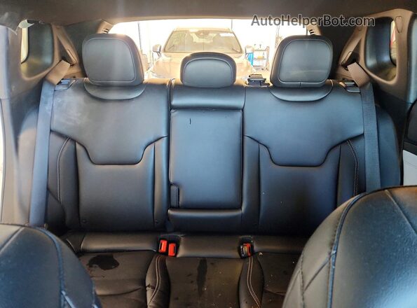 3C4NJDCN3TT234707 2026 JEEP COMPASS Белый Вид задних сидений