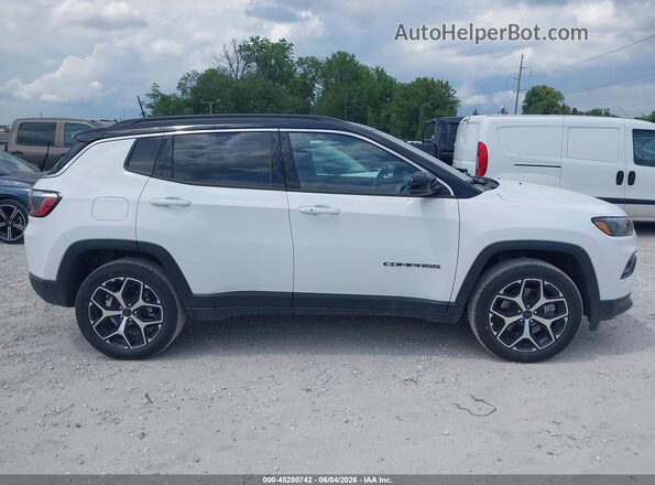 3C4NJDCN3TT244816 2026 JEEP COMPASS Белый Вид задней части салона