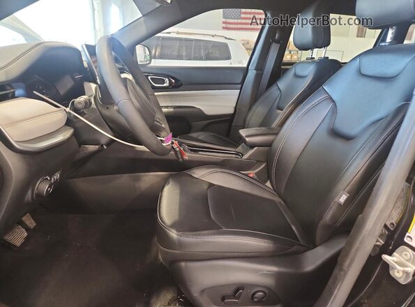 3C4NJDCN4ST552396 2025 JEEP COMPASS Черный 