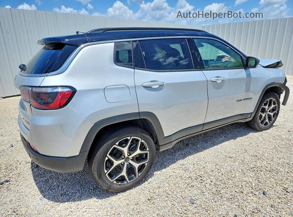 3C4NJDCN4ST605243 2025 JEEP COMPASS Silver Trasero derecho