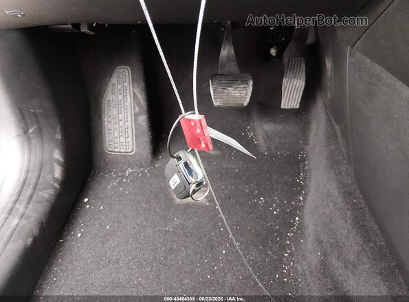 3C4NJDCN4TT258157 2026 JEEP COMPASS Silver Vista del salpicadero