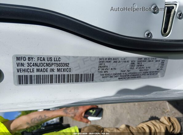 3C4NJDCN5PT503392 2023 JEEP COMPASS Белый Вид подкапотного пространства