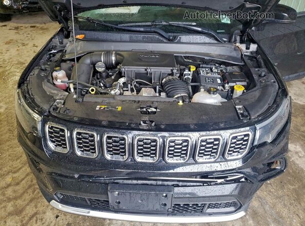 3C4NJDCN5RT148579 2024 JEEP COMPASS Black Вид задньої частини салону