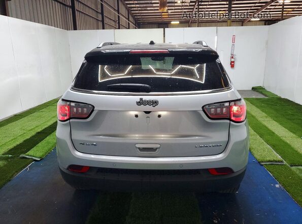 3C4NJDCN5ST614405 2025 JEEP COMPASS Silver Widok z tyłu
