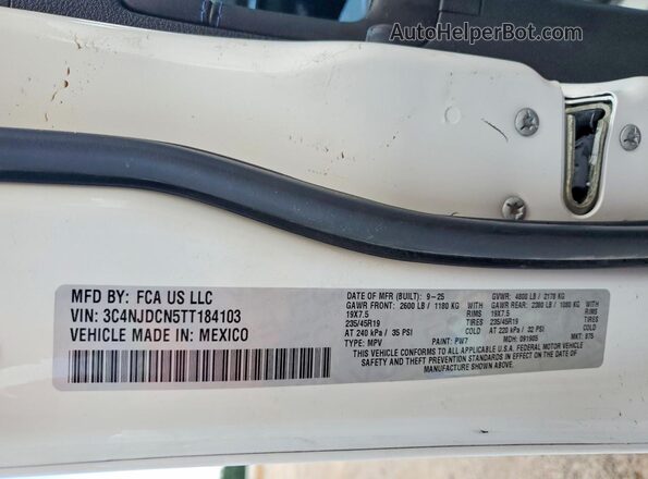 3C4NJDCN5TT184103 2026 JEEP COMPASS White Engine compartment view