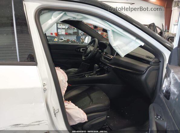 3C4NJDCN5TT188376 2026 JEEP COMPASS White Front interior view