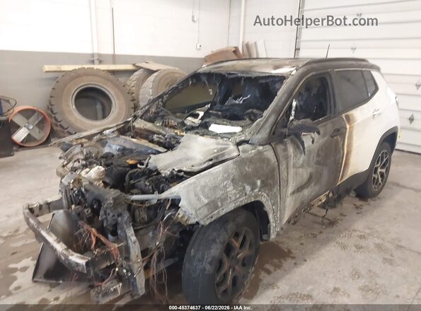 3C4NJDCN6RT155170 2024 JEEP COMPASS White Front view