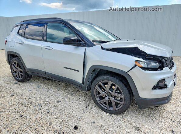 3C4NJDCN6TT188516 2026 JEEP COMPASS Silver წინა მარჯვენა