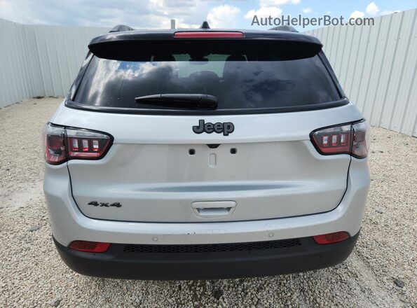 3C4NJDCN6TT188516 2026 JEEP COMPASS Silver 