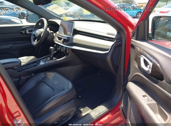 3C4NJDCN7PT533512 2023 JEEP COMPASS Red Front interior view