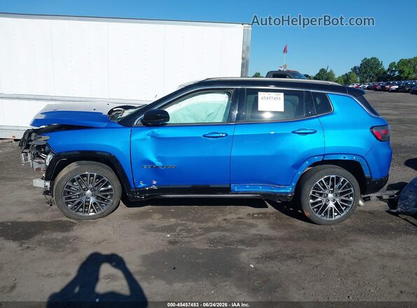 3C4NJDCN7RT590151 2024 JEEP COMPASS Blue Widok wnętrza 360 stopni