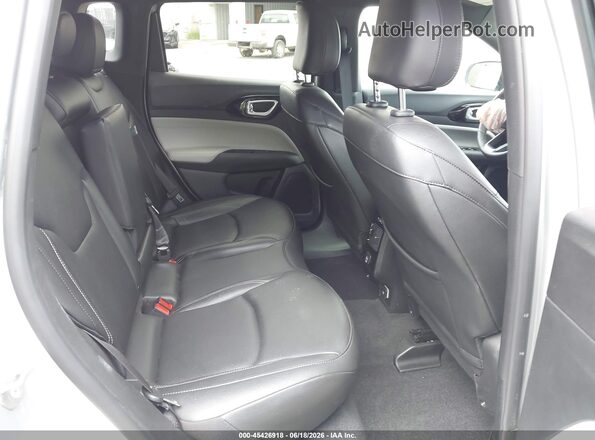 3C4NJDCN7ST526116 2025 JEEP COMPASS Silver VIN კოდის სტიკერის ხედი