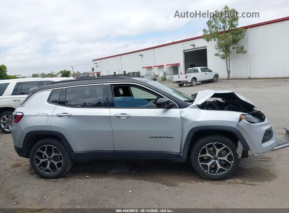 3C4NJDCN7ST526116 2025 JEEP COMPASS Silver უკანა სალონის ხედი
