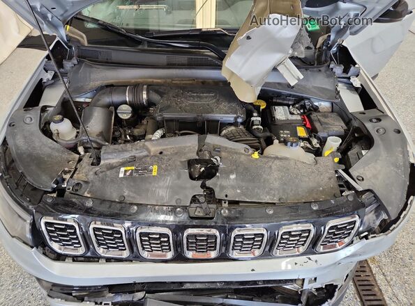 3C4NJDCN7ST613577 2025 JEEP COMPASS Серебряный 