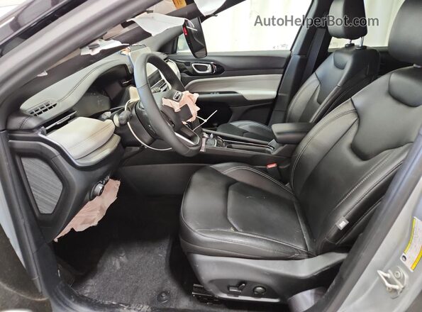 3C4NJDCN7ST613577 2025 JEEP COMPASS Серебряный 