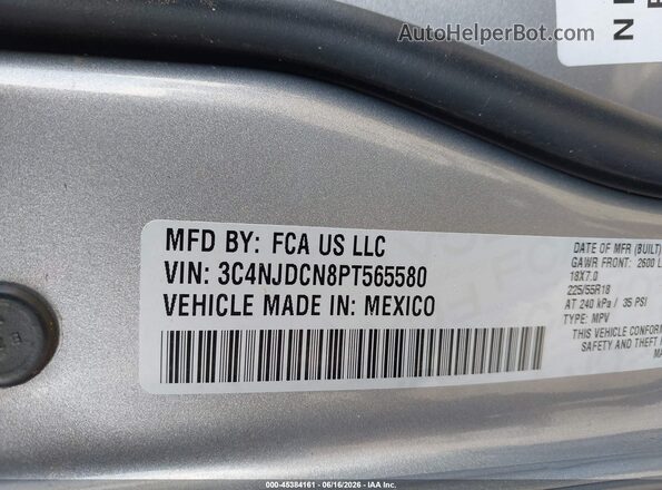 3C4NJDCN8PT565580 2023 JEEP COMPASS Gray Vista del compartimento del motor