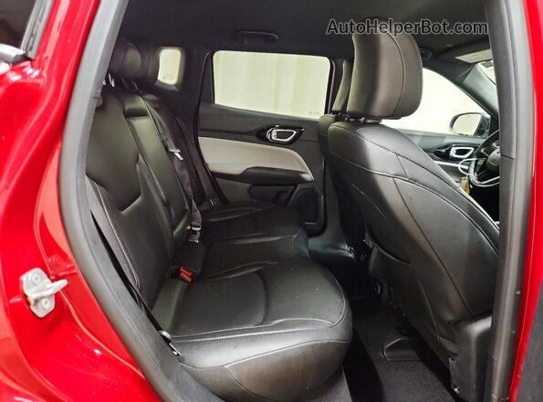 3C4NJDCN8ST521152 2025 JEEP COMPASS Red უკანა სალონის ხედი