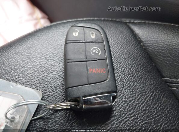 3C4NJDCN8ST561182 2025 JEEP COMPASS Silver Вид панелі приладів
