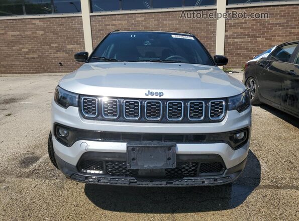 3C4NJDCN8ST581402 2025 JEEP COMPASS Silver 