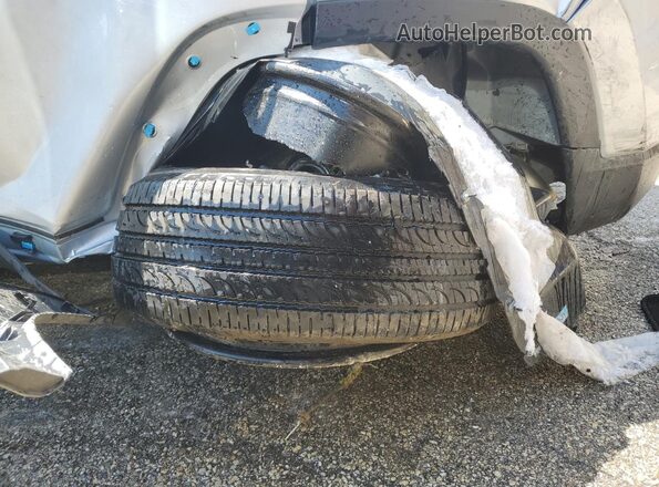 3C4NJDCN8ST581402 2025 JEEP COMPASS Silver 