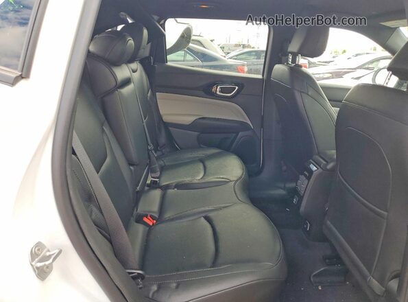 3C4NJDCN8ST601700 2025 JEEP COMPASS White უკანა სავარძლების ხედი