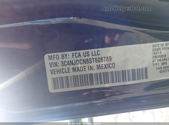 3C4NJDCN8ST608789 2025 JEEP COMPASS Черный Вид подкапотного пространства