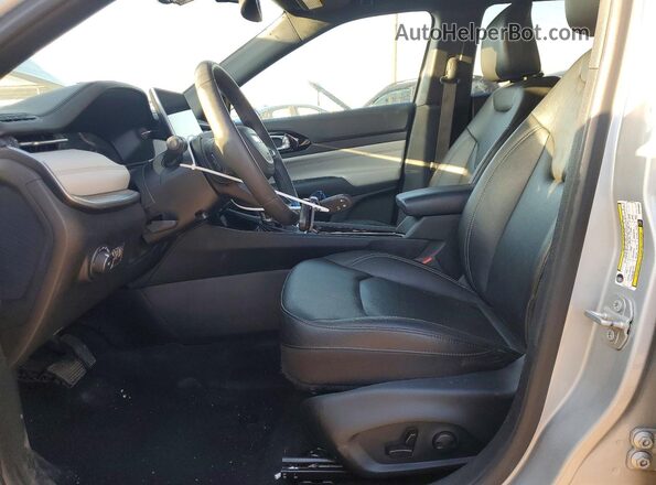 3C4NJDCN9ST505042 2025 JEEP COMPASS Серебряный 