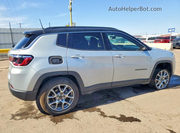 3C4NJDCN9ST505042 2025 JEEP COMPASS Серебряный 