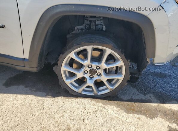 3C4NJDCN9ST505042 2025 JEEP COMPASS Серебряный 
