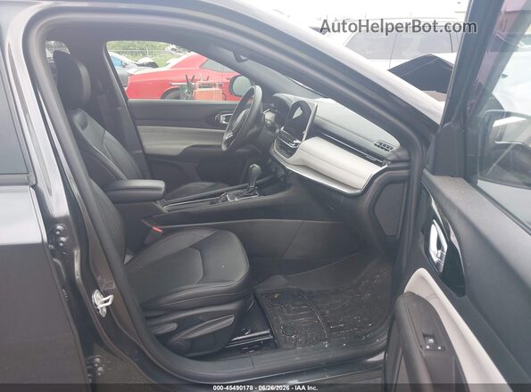 3C4NJDCNXPT550871 2023 JEEP COMPASS Gray Vista interior delantera