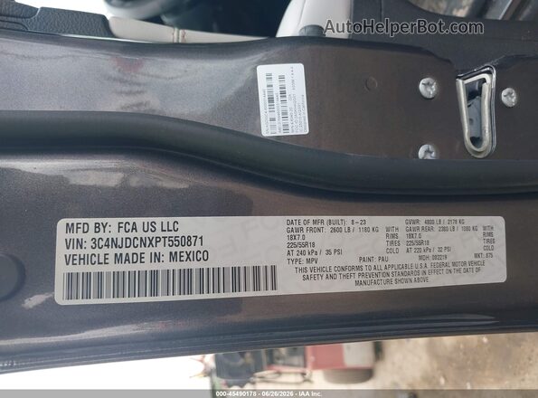 3C4NJDCNXPT550871 2023 JEEP COMPASS Gray Vista del compartimento del motor