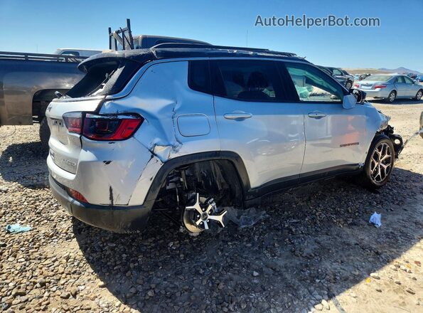 3C4NJDCNXST545999 2025 JEEP COMPASS Silver Trasero derecho