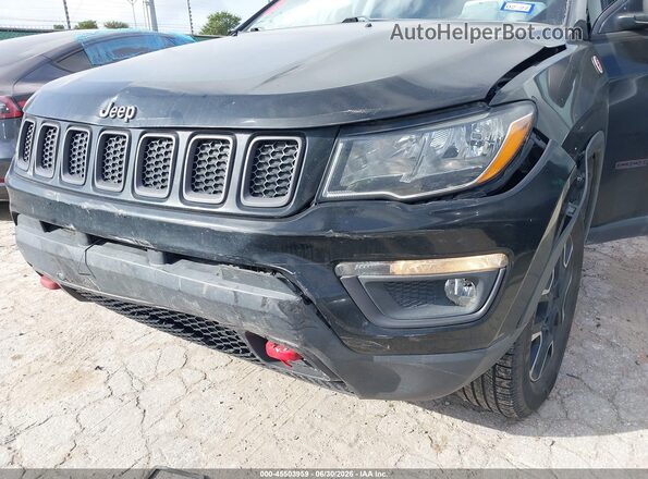 3C4NJDDB0LT159615 2020 JEEP COMPASS Черный Вид спереди