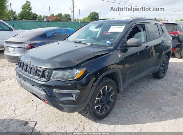 3C4NJDDB0LT159615 2020 JEEP COMPASS Черный Передняя левая четверть