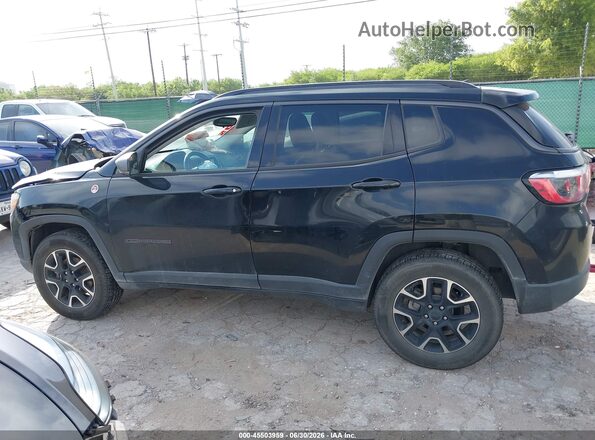 3C4NJDDB0LT159615 2020 JEEP COMPASS Черный Панорамный вид салона 360°