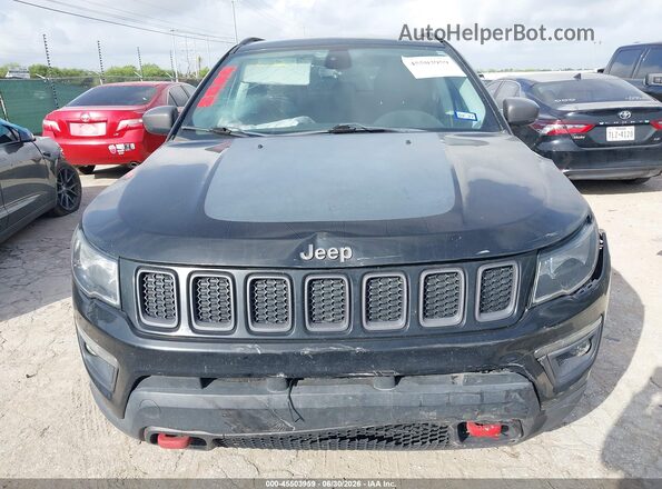 3C4NJDDB0LT159615 2020 JEEP COMPASS Черный Вид щитка приборов