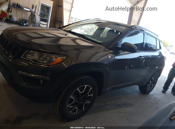 3C4NJDDB0LT254725 2020 JEEP COMPASS Серый Вид задней части салона