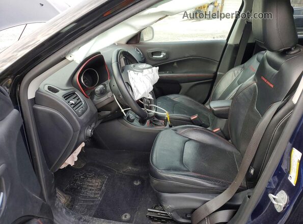 3C4NJDDB1HT597597 2017 JEEP COMPASS Синий Вид салона спереди