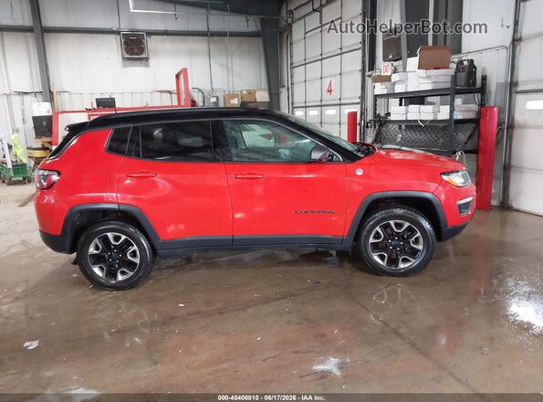 3C4NJDDB1HT624507 2017 JEEP NEW COMPASS Orange Widok wnętrza z tyłu